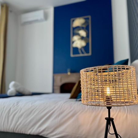 Chaleureux T2 Proche Gare Apartment Bourgoin-Jallieu Bagian luar foto