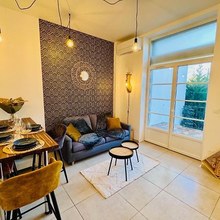 Chaleureux T2 Proche Gare Apartment Bourgoin-Jallieu Bagian luar foto